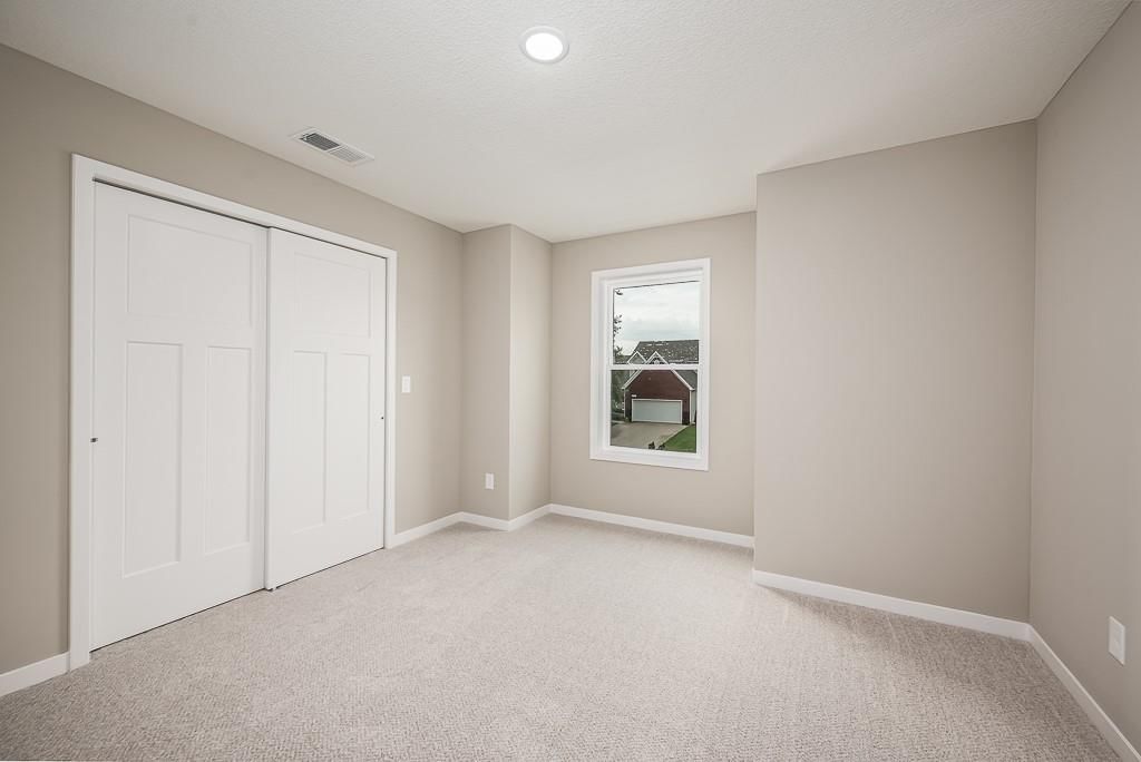 1318 N 159th Street — photo 13