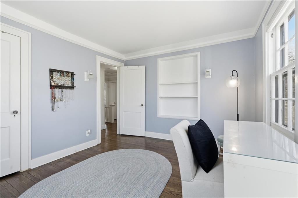 200 W 68th Terrace — photo 27