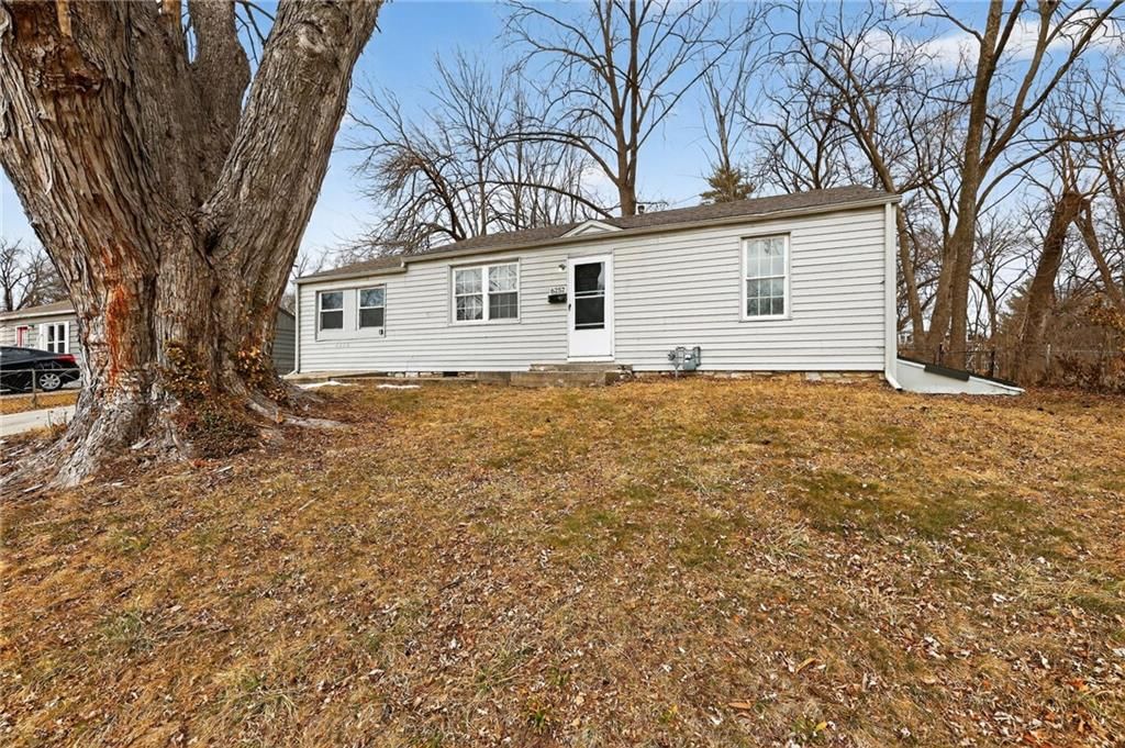 6252 Lathrop Avenue — photo 3