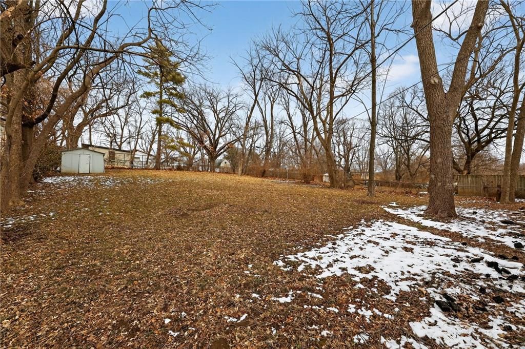 6252 Lathrop Avenue — photo 7