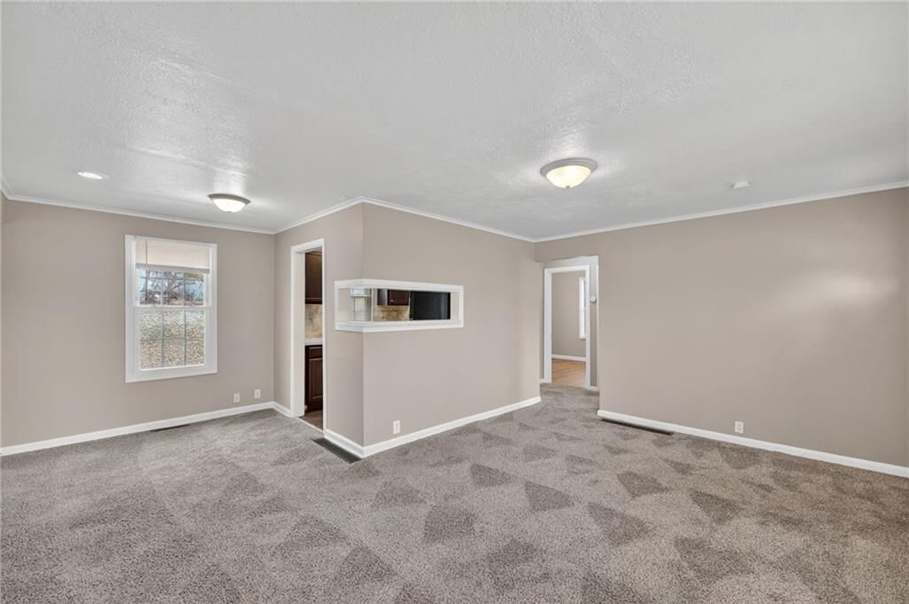 6252 Lathrop Avenue — photo 16