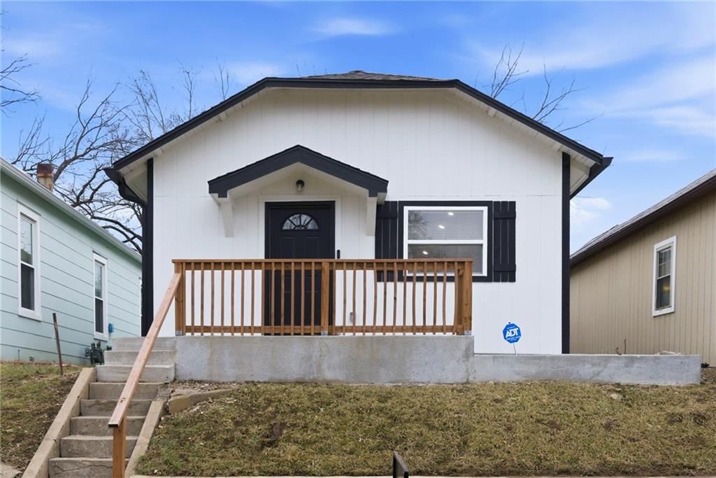 717 Cheyenne Street — photo 2