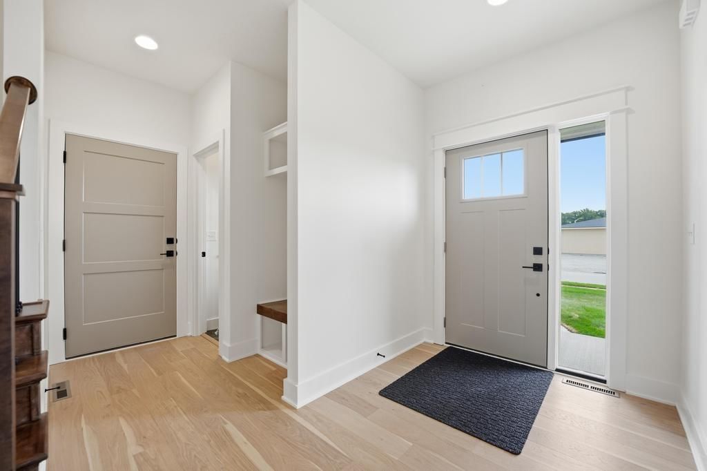 8415 NW 90th Street — photo 3