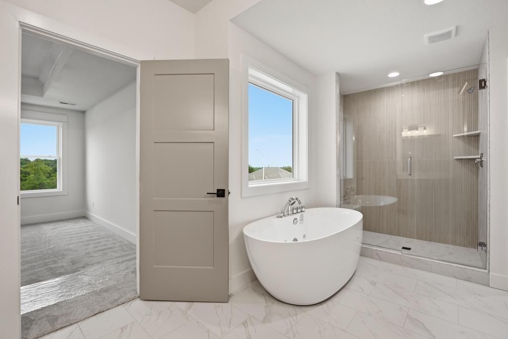 8415 NW 90th Street — photo 36