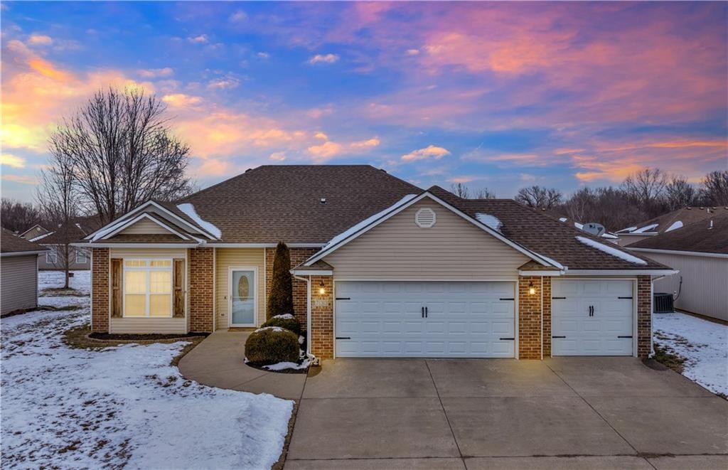 733 Burlington Road, Warrensburg, MO
