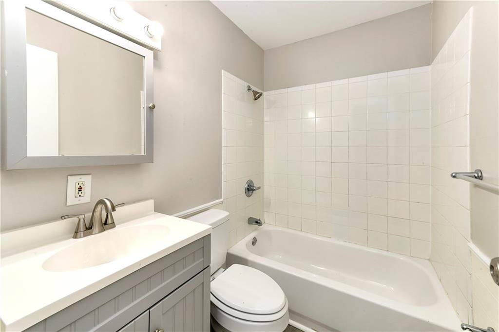 6307 E 153RD Street — photo 12