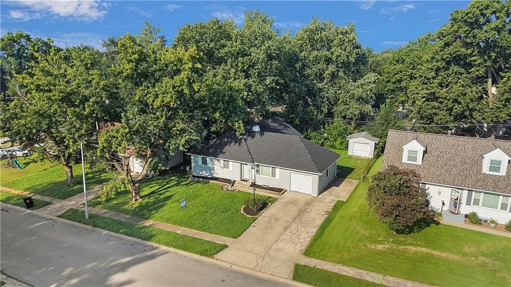 4216 S Union Street, Independence, MO: listing photo 2