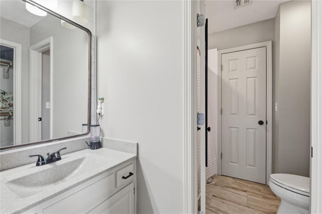 11919 N Belmont Avenue — photo 22