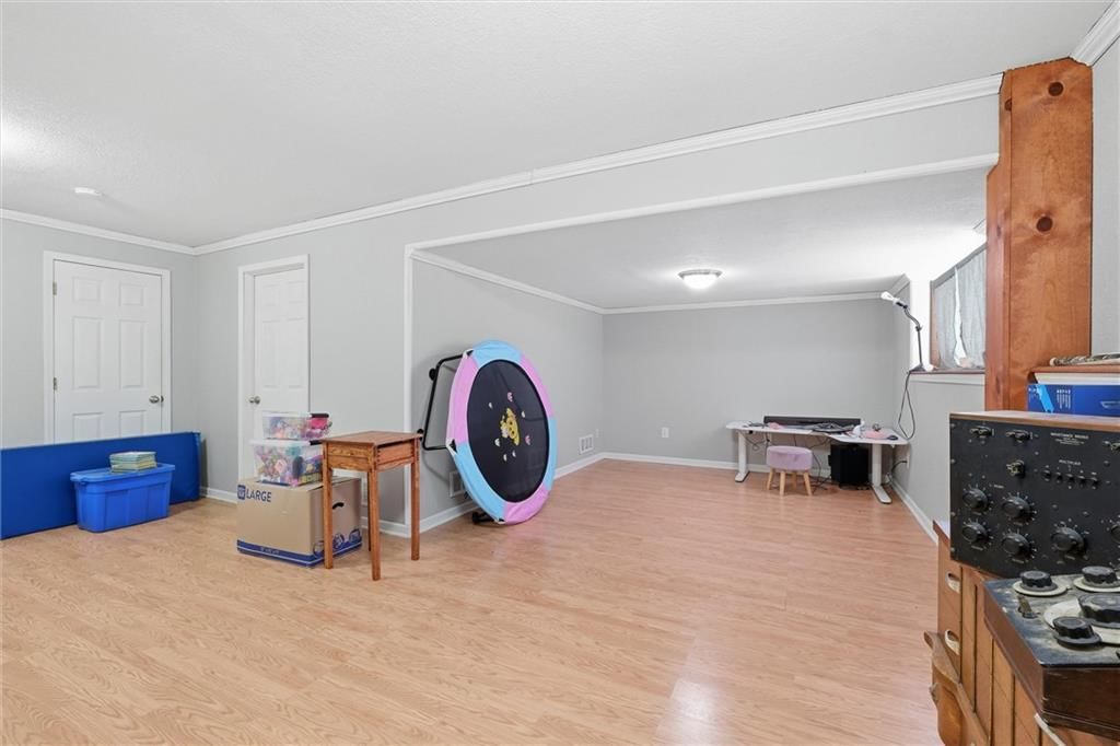 11919 N Belmont Avenue — photo 27
