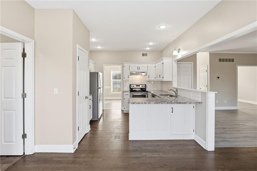 1175 Santa Fe Drive — photo 15