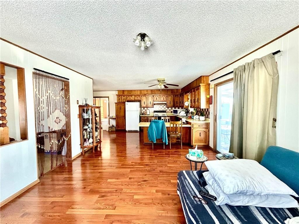 3284 S M Highway — photo 15