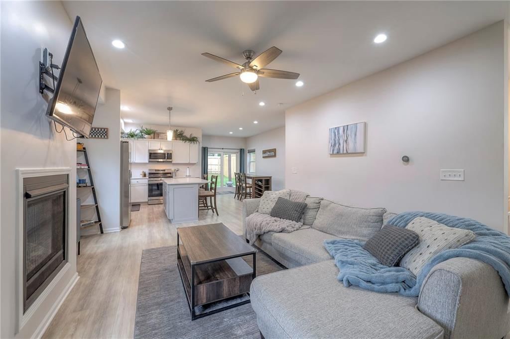 9130 McGee Street — photo 7