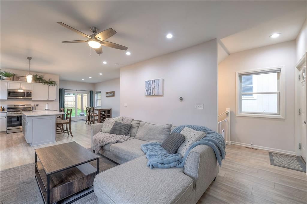 9130 McGee Street — photo 8