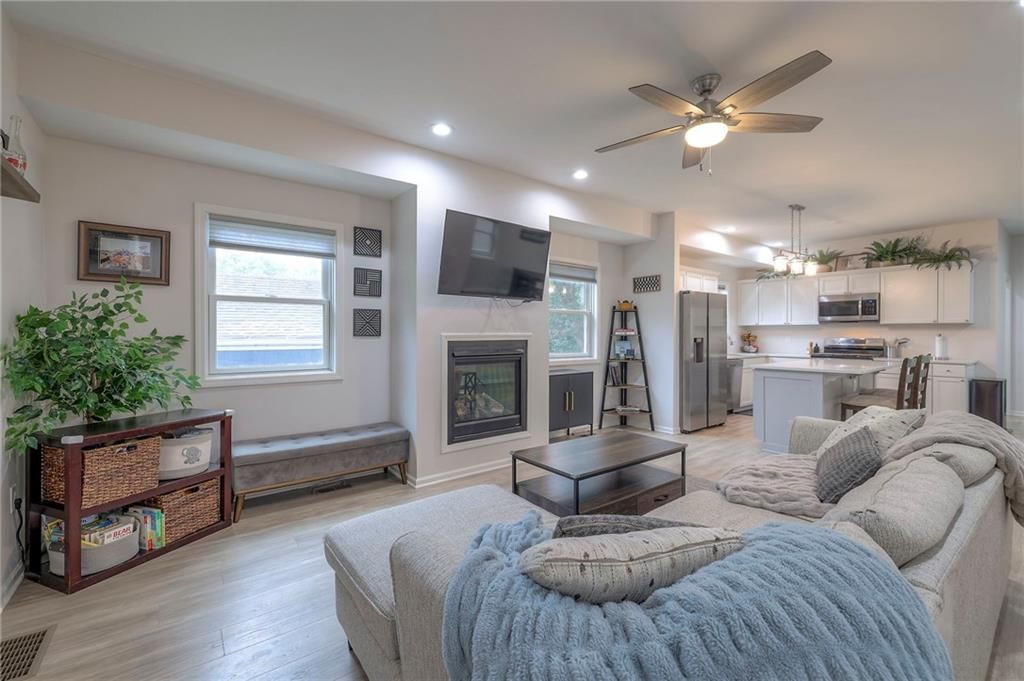 9130 McGee Street — photo 9