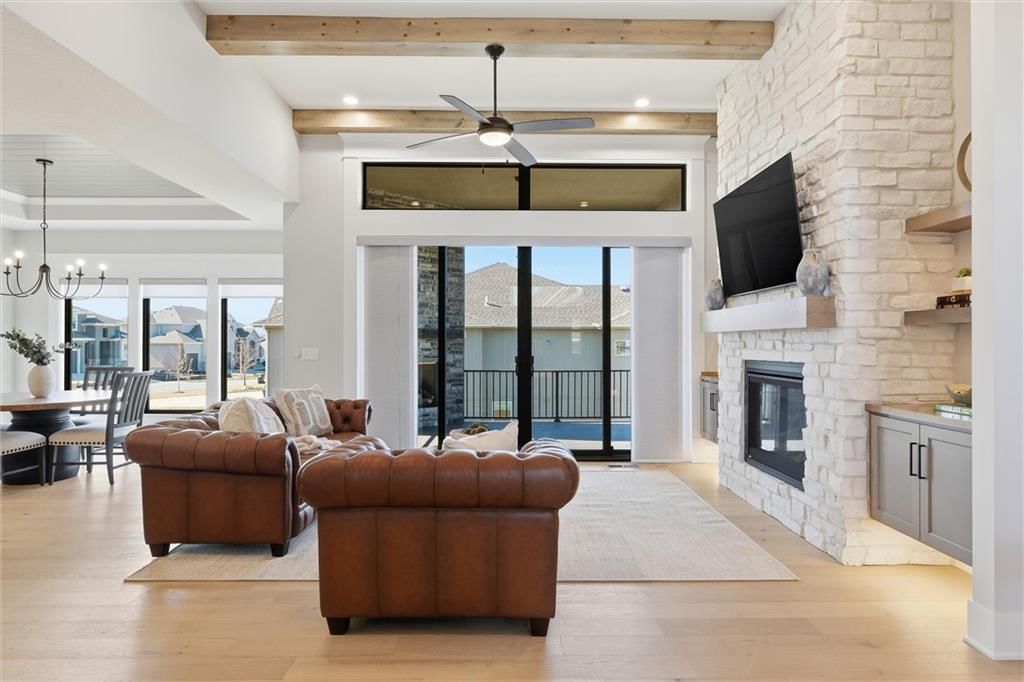 17556 Acton Street — photo 4