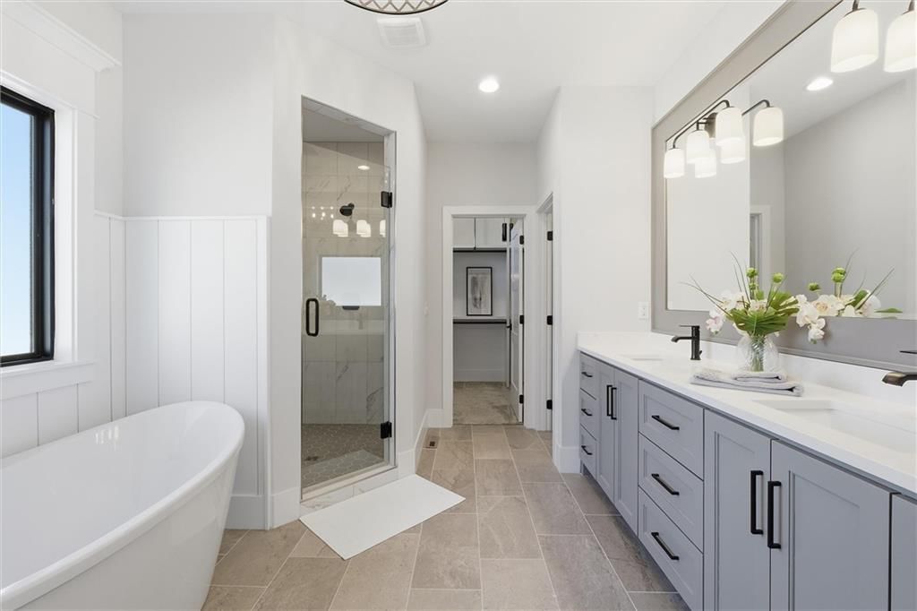 17556 Acton Street — photo 26