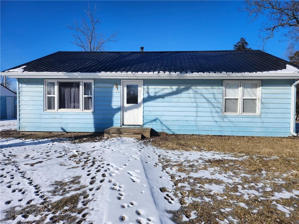 211 Lincoln Street — photo 1