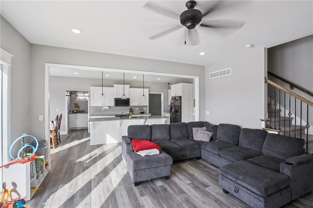 1251 Rich Boulevard — photo 11