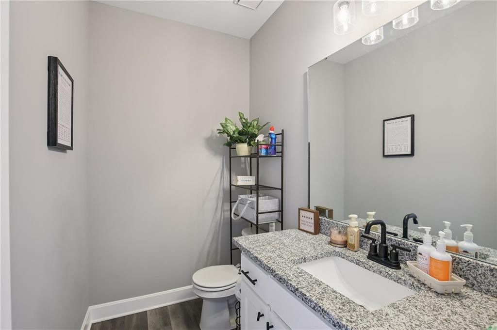 1251 Rich Boulevard — photo 31