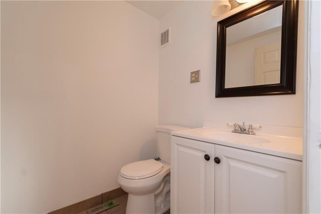 6909 Prospect Avenue — photo 9