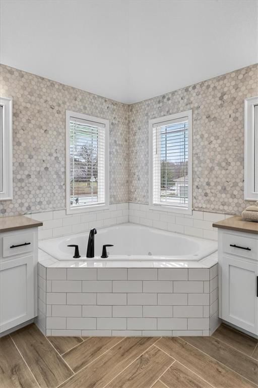 105 SW Meadowbrook Drive — photo 34
