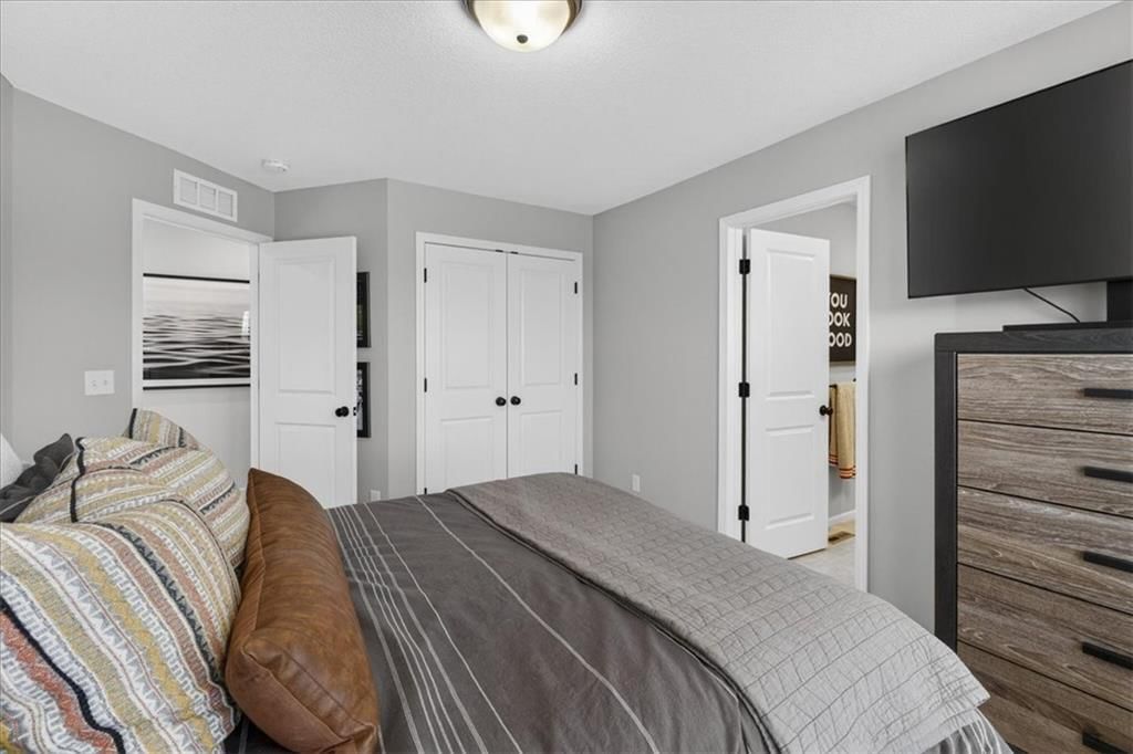 105 SW Meadowbrook Drive — photo 51