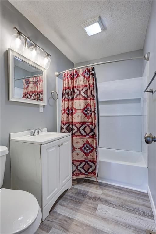 702 W Kansas Street — photo 29