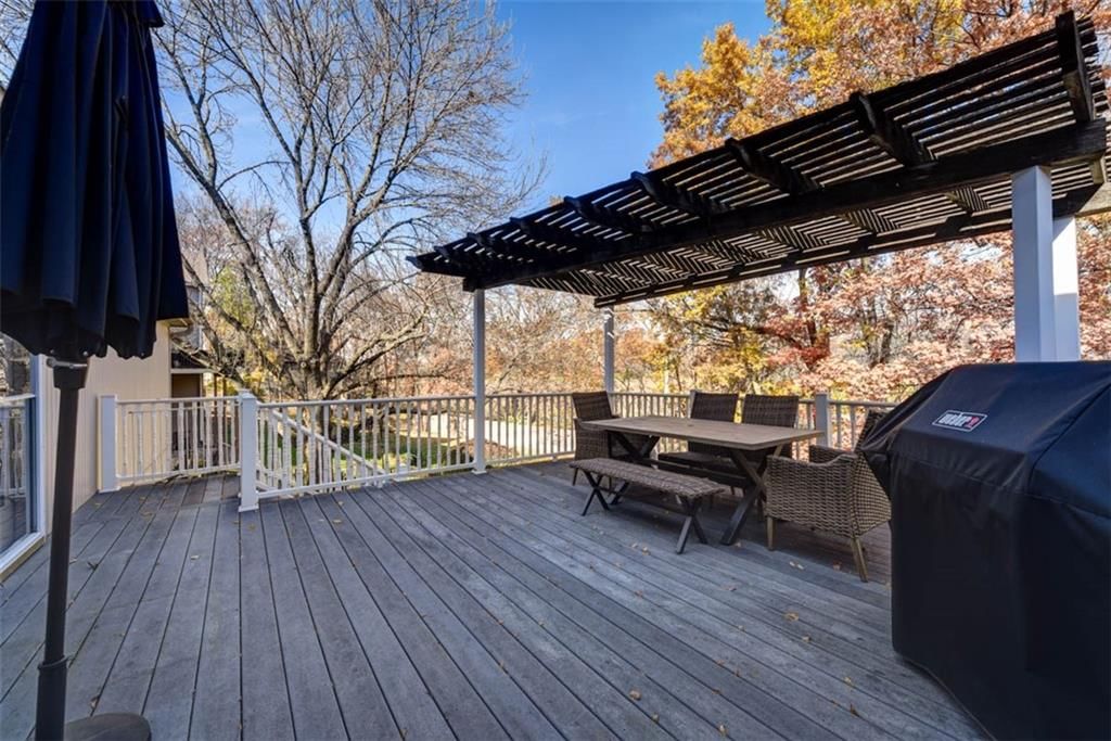 616 White Oak Lane — photo 45