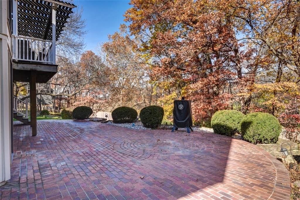 616 White Oak Lane — photo 47