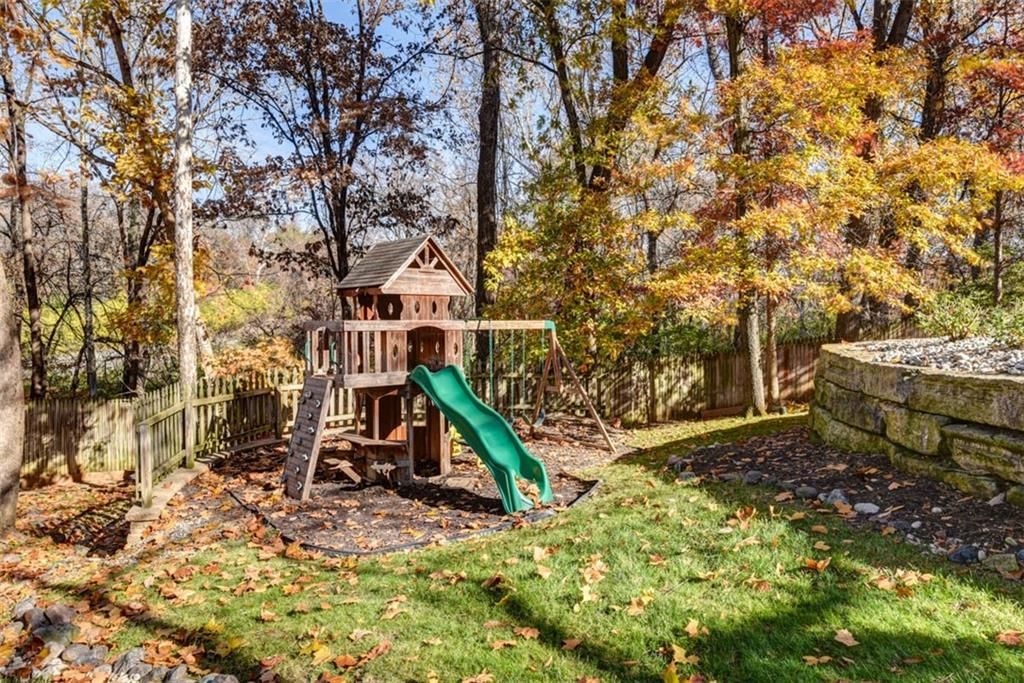 616 White Oak Lane — photo 48