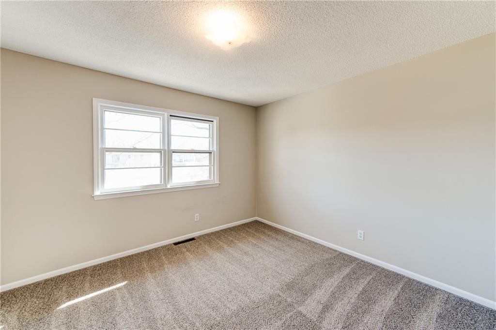 8917 E 88th Terrace — photo 13