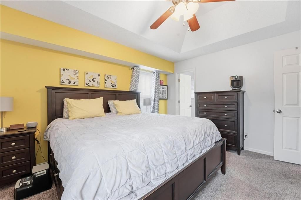 1701 NE AUBURN Drive — photo 15