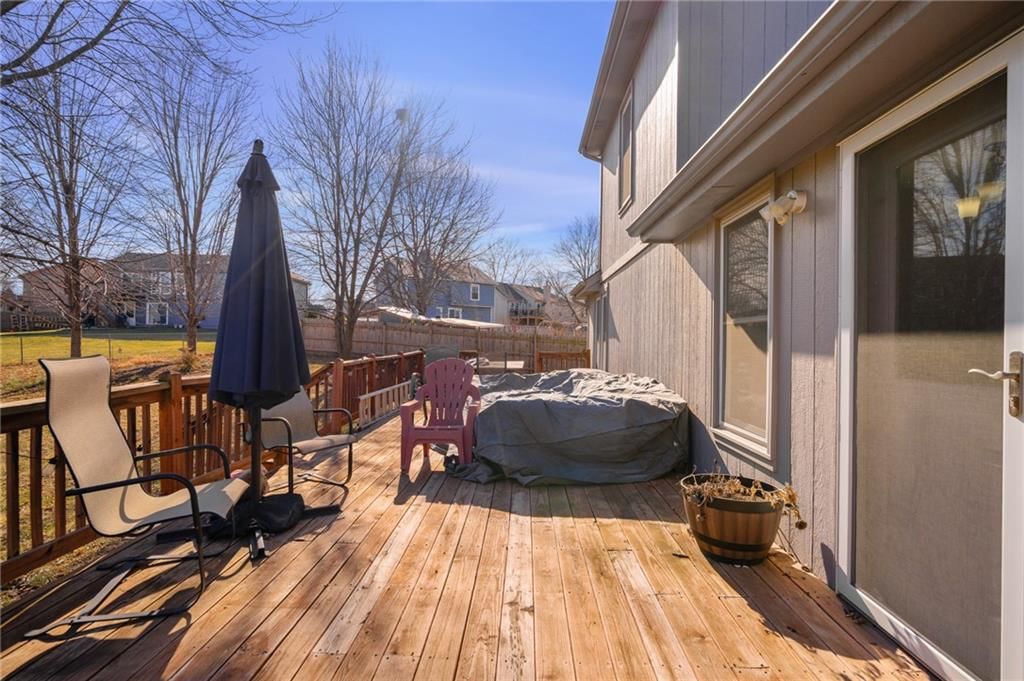 1529 W Park Street — photo 24