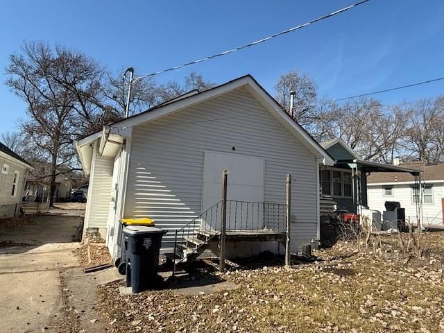 409 Lawndale Avenue — photo 15