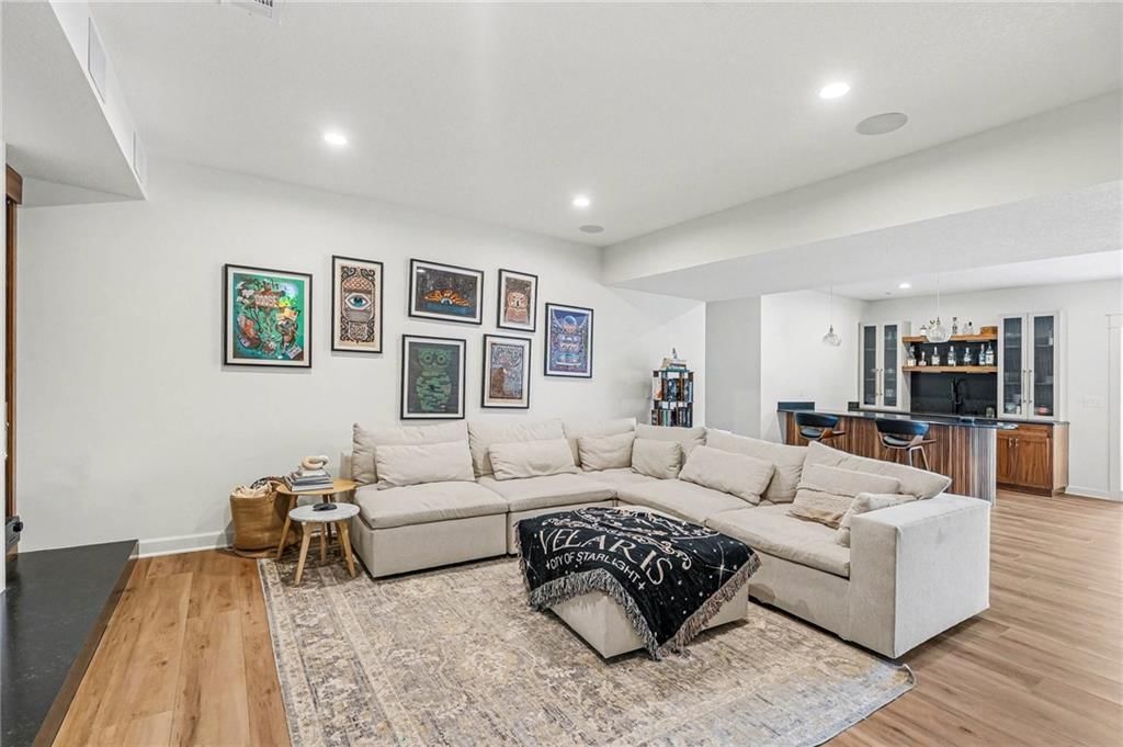 5730 Thousand Oaks Drive — photo 29