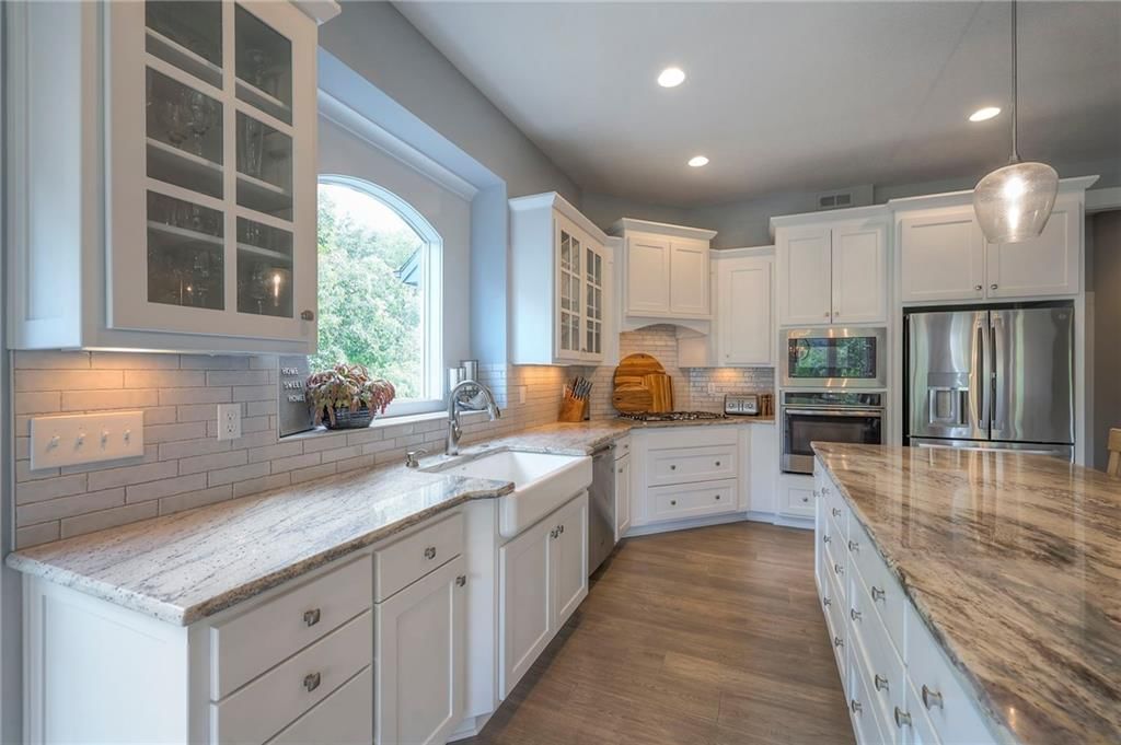 27492 W 100 Terrace — photo 8