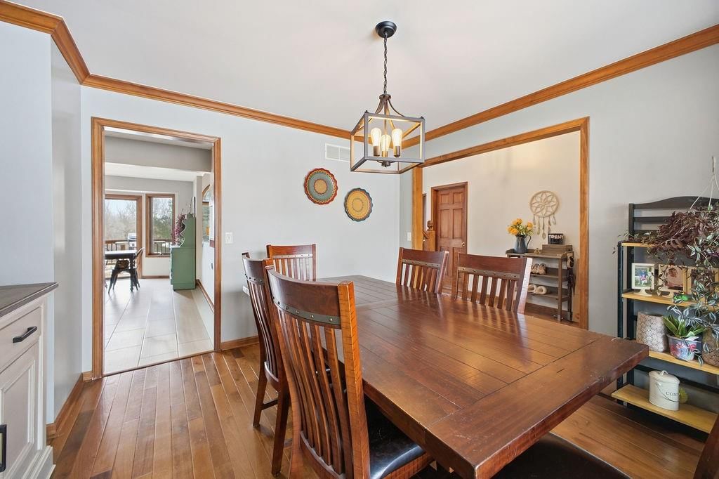 4410 Hunter Drive — photo 7