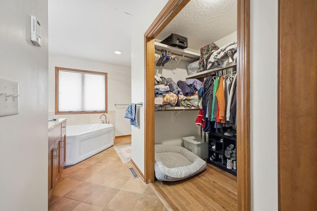 4410 Hunter Drive — photo 24