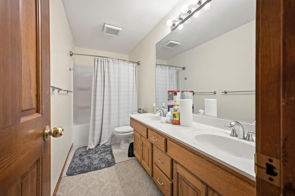4410 Hunter Drive — photo 32