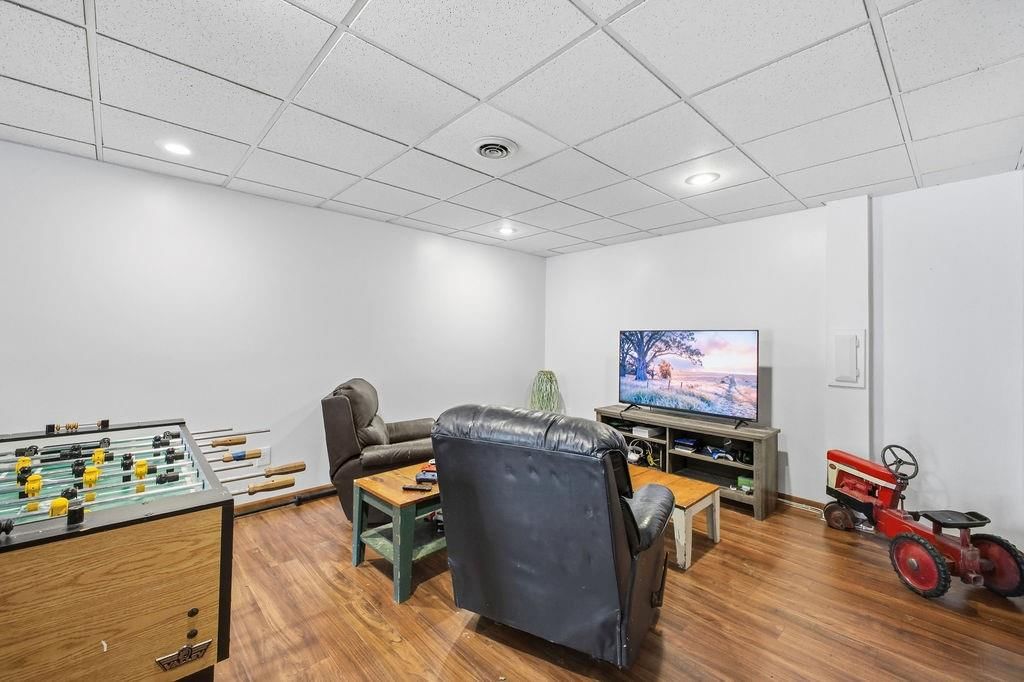 4410 Hunter Drive — photo 42