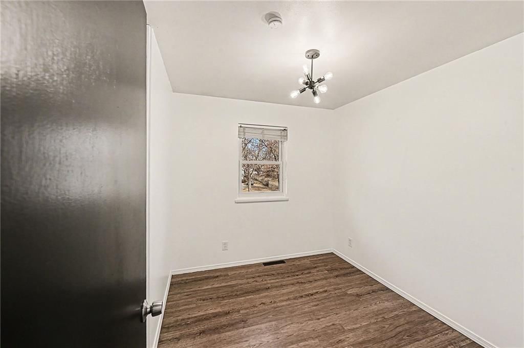 3809 E 96th Street — photo 16