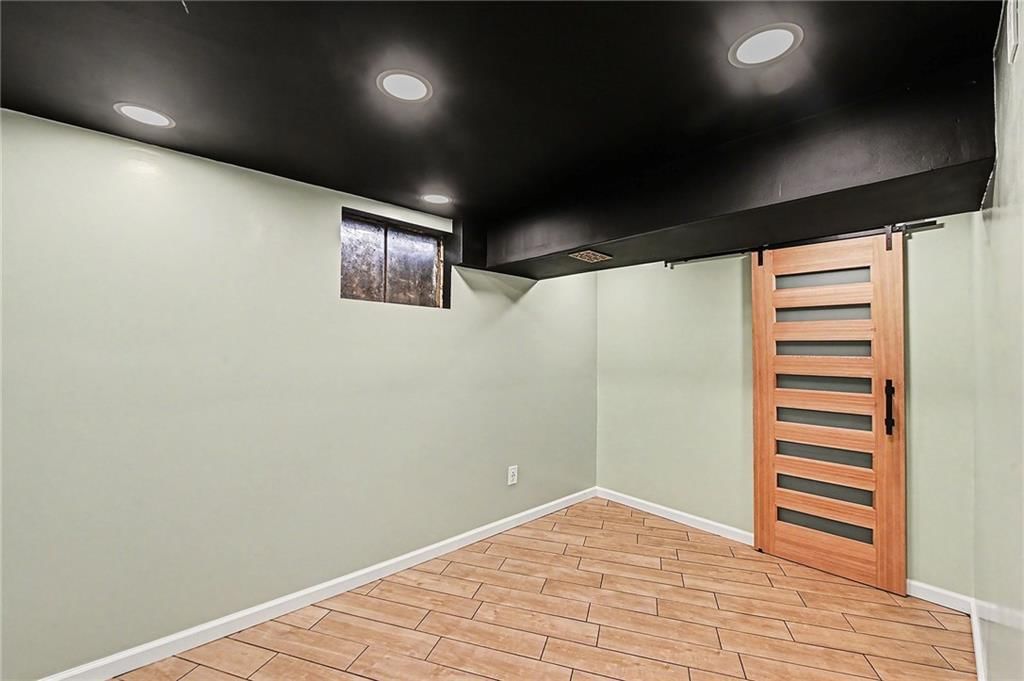 3809 E 96th Street — photo 17