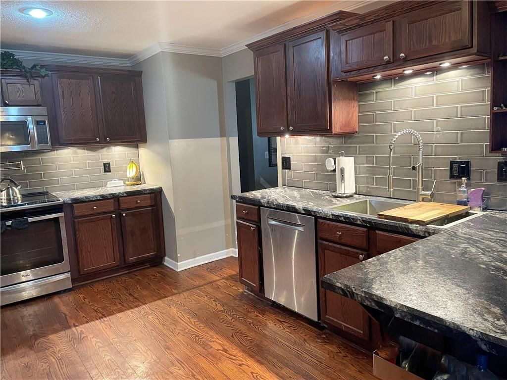 1310 N Forest Lane — photo 5