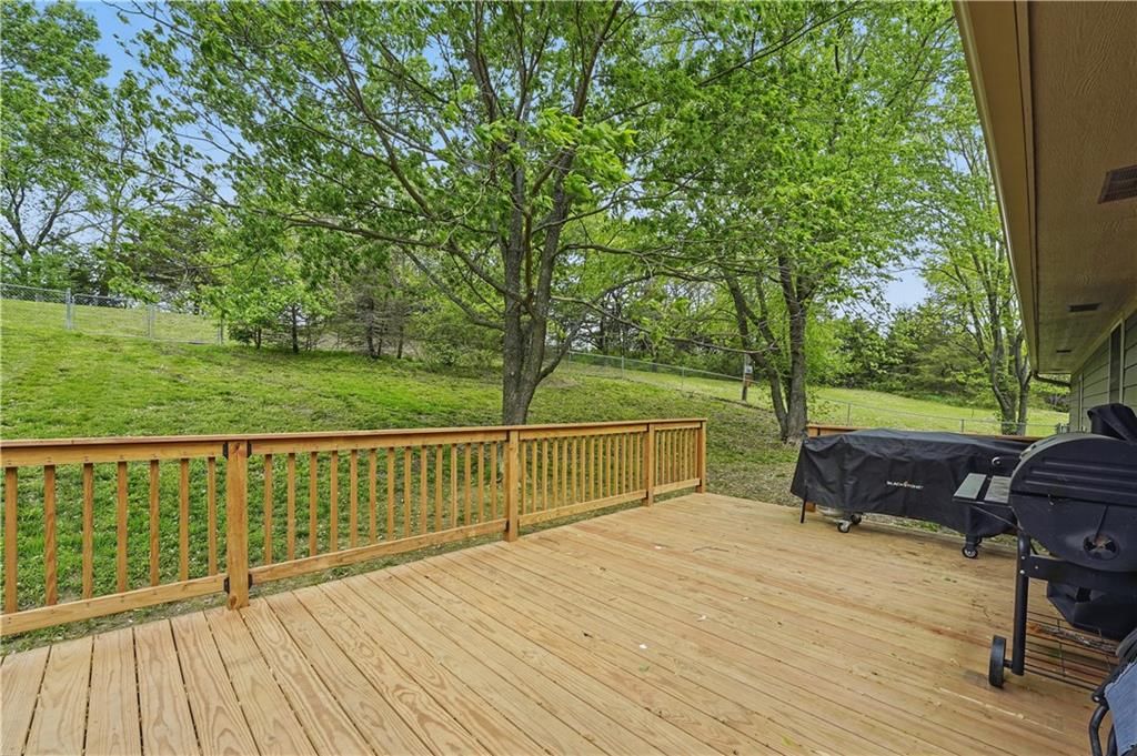 1633 N 600 Road — photo 21