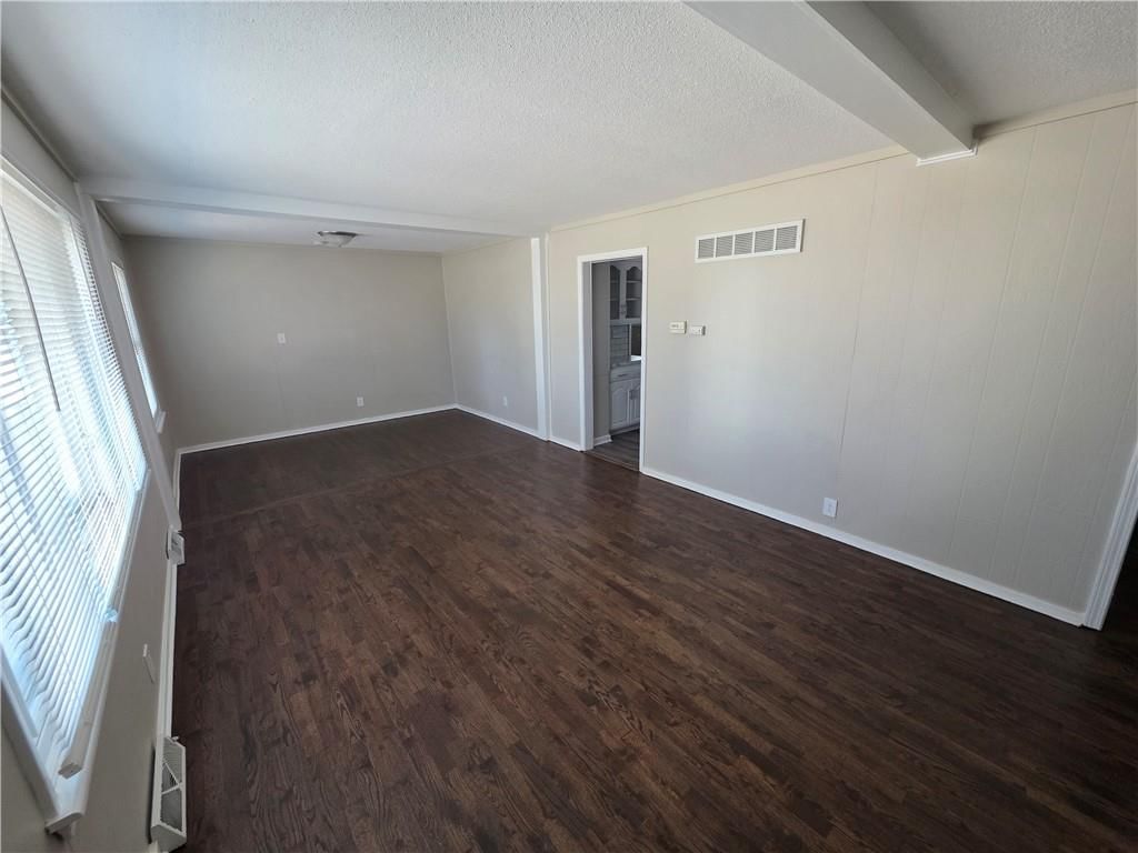 211 S Franklin Street — photo 3