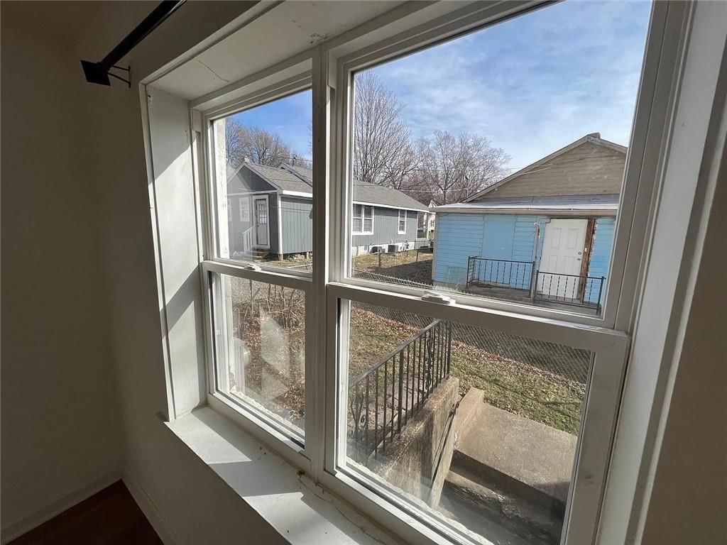 1206-1208 W White Oak Street — photo 12