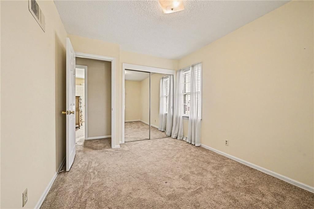 301 E 107th Terrace — photo 18