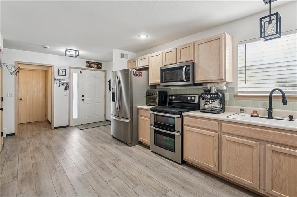 8633 NE 98th Court — photo 25