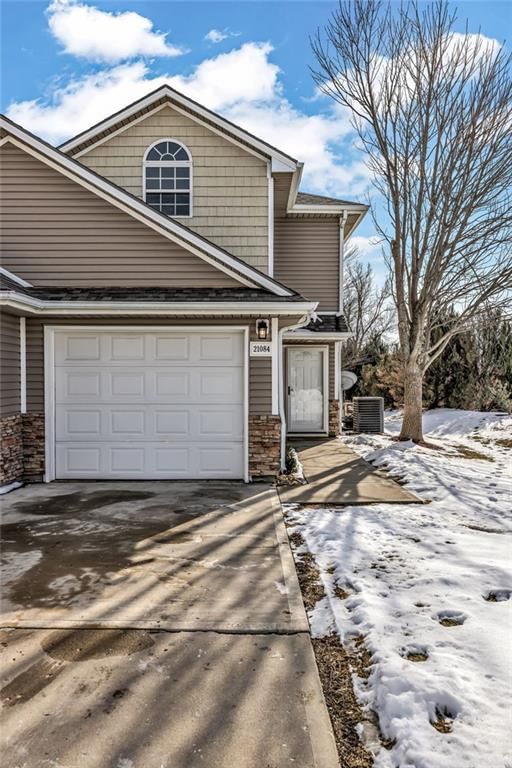 21084 Millridge Street — photo 2