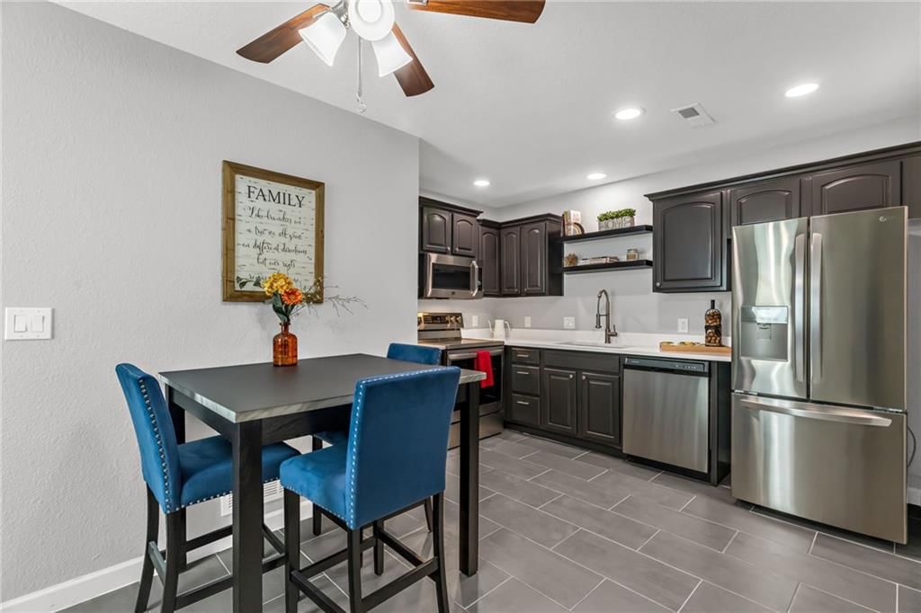 21084 Millridge Street — photo 3